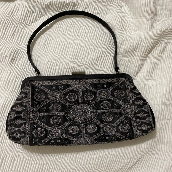 Carolee Beaded Embroidered handbag black & gray - Picture 3 of 7